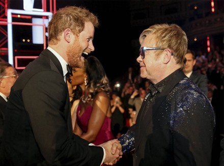 Elton John canterà al matrimonio di Harry e Megan